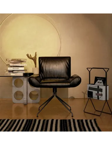 Кресло QUINTI SEDUTE GINEVRA, мягкое, на ножках