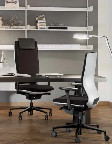 Кресло KLOBER MOTEO STYLE для руководителя премиум класса