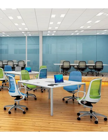 Крісло Okamura Luce Aqua blue - Купити офісне крісло для оператора з підлокітниками. Ціна в Києві, Харкові, Дніпрі, Одесі