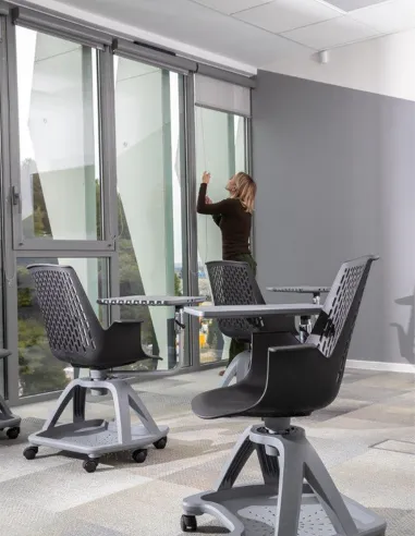 Кресло  EUROSIT REPEAT, для учебных аудиторий и залов - цена Киев, Днепр, Одесса, Львов, Харьков