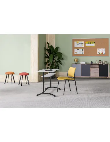 Кресло LD SEATING DREAM 110-N4 для посетителей, на ножках - цена Киев, Днепр, Одесса, Львов, Харьков