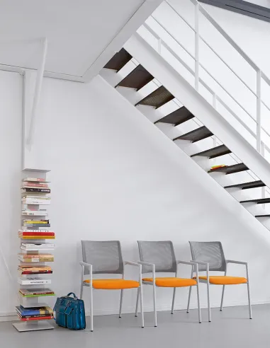 Кресло KLOBER MERA MER47, для посетителей, на ножках