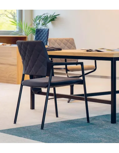 Кресло KLOBER MERA DIAMOND 57 для посетителей, на ножках - цена Киев, Днепр, Одесса, Львов, Харьков