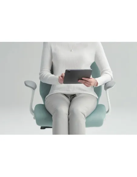 Крісло OKAMURA SPHERE WHITE для керівника - купити Київ, Дніпро, Одеса, Львів, Харків