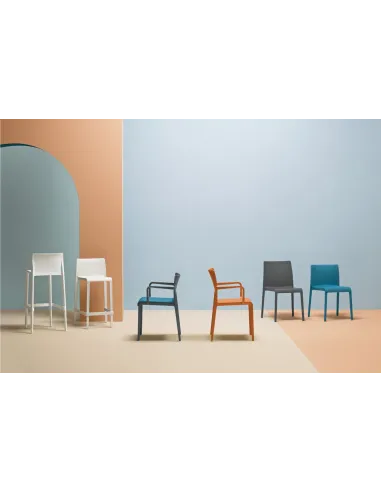 Стул PEDRALI VOLT 676/2 - купить Киев, Днепр, Одесса, Львов, Харьков