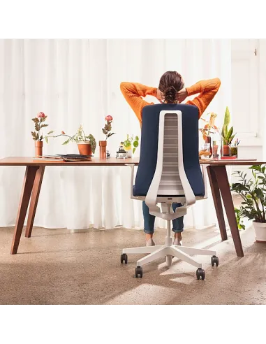 Кресло INTERSTUHL PURE PU213 BLACK MESH - купить Киев, Днепр, Одесса, Львов, Харьков