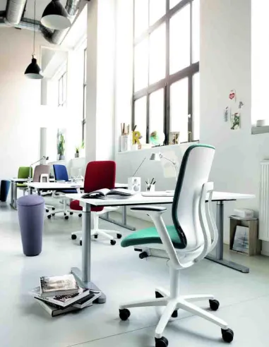 Крісло WILKHAHN AT 187/7 WHITE, тканинне - купити Київ, Дніпро, Одеса, Львів, Харків