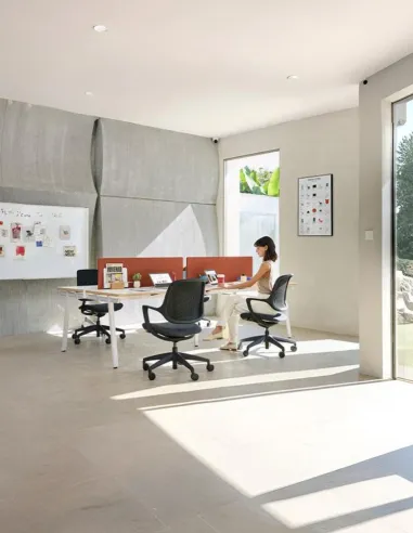 Кресло KRESLALUX NIRO-D01 BLACK, для посетителя- купить Киев, Днепр, Одесса, Львов, Харьков