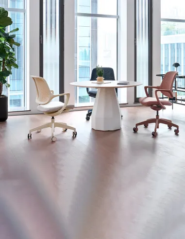 Кресло KRESLALUX NIRO-D02 WHITE, для посетителя - купить Киев, Днепр, Одесса, Львов, Харьков