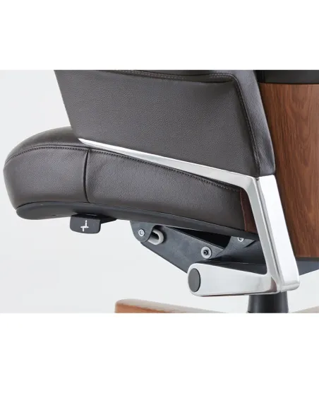 Крісло RANGER для керівника, шкіряне, бежевий колір - купити Київ, Дніпро, Одеса, Львів, Харків