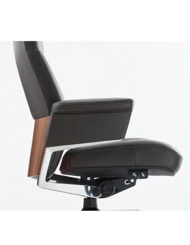 Кресло RANGER VISITOR, кожаное, черный цвет - купить Киев, Днепр, Одесса, Львов, Харьков