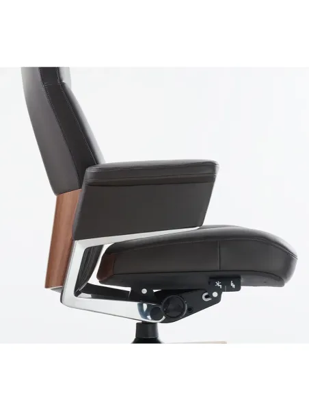 Крісло RANGER VISITOR, шкіряне, бежевий колір - купити Київ, Дніпро, Одеса, Львів, Харків