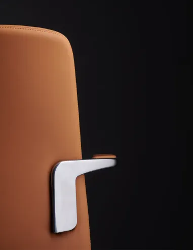 Конференц-крісло KRESLALUX MILA FK015-B11 Orange, шкіряне | Kreslalux