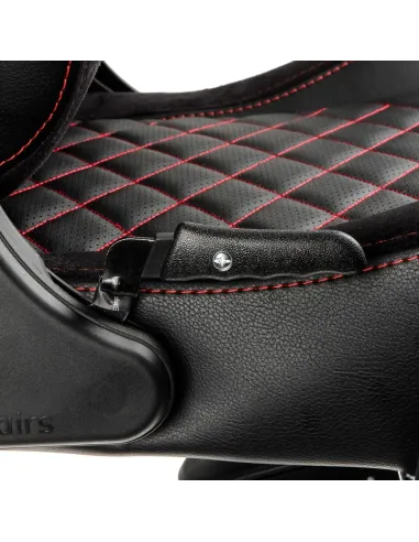 Кресло NOBLECHAIRS EPIC BLACK/RED для геймера