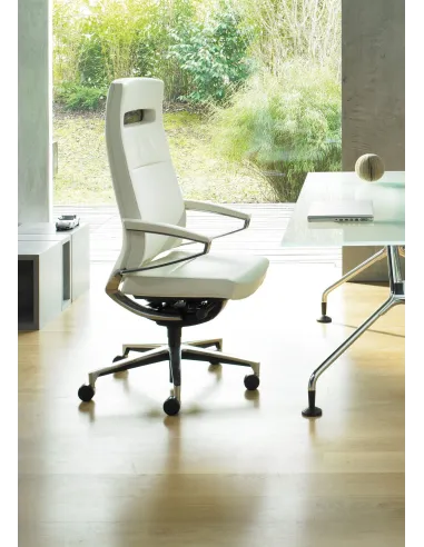 Кресло KLOBER CENTEO для руководителя белое