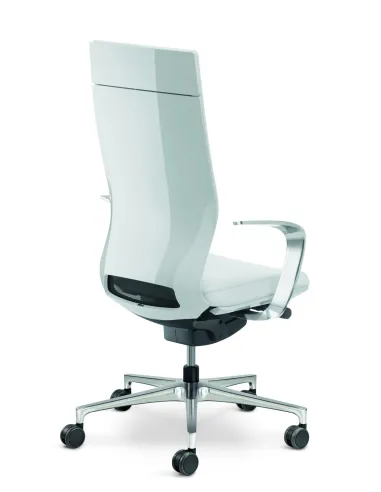 Кресло KLOBER MOTEO для руководителя премиум класса