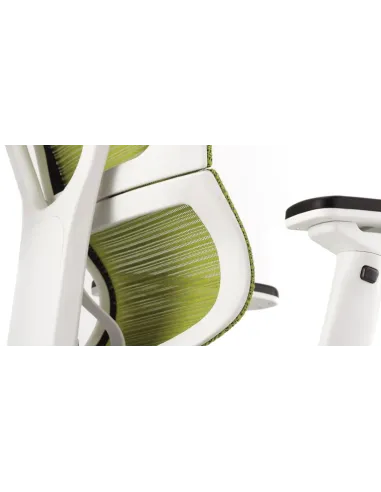 Кресло COMFORT SEATING MIRUS-IOO (IOO-WA-MDHAM) зеленое