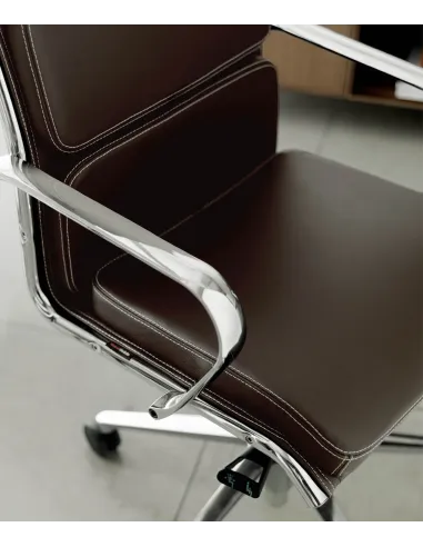 Кресло QUINTI SEDUTE SEASON COMFORT для руководителя, кожаное