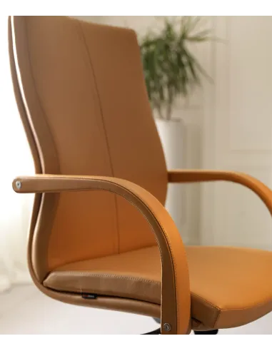 Кресло QUINTI SEDUTE AURORA для руководителя, кожаное