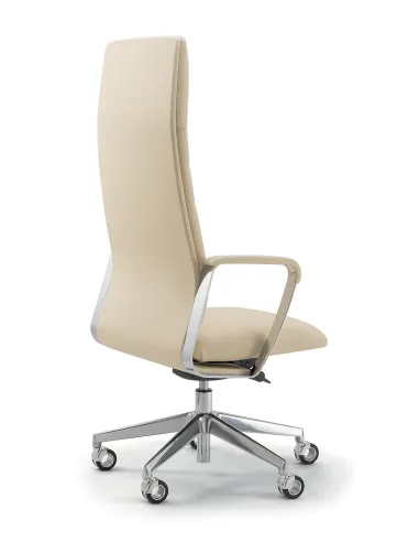 Кресло QUADRIFOGLIO DIRECTA для руководителя, кожаное