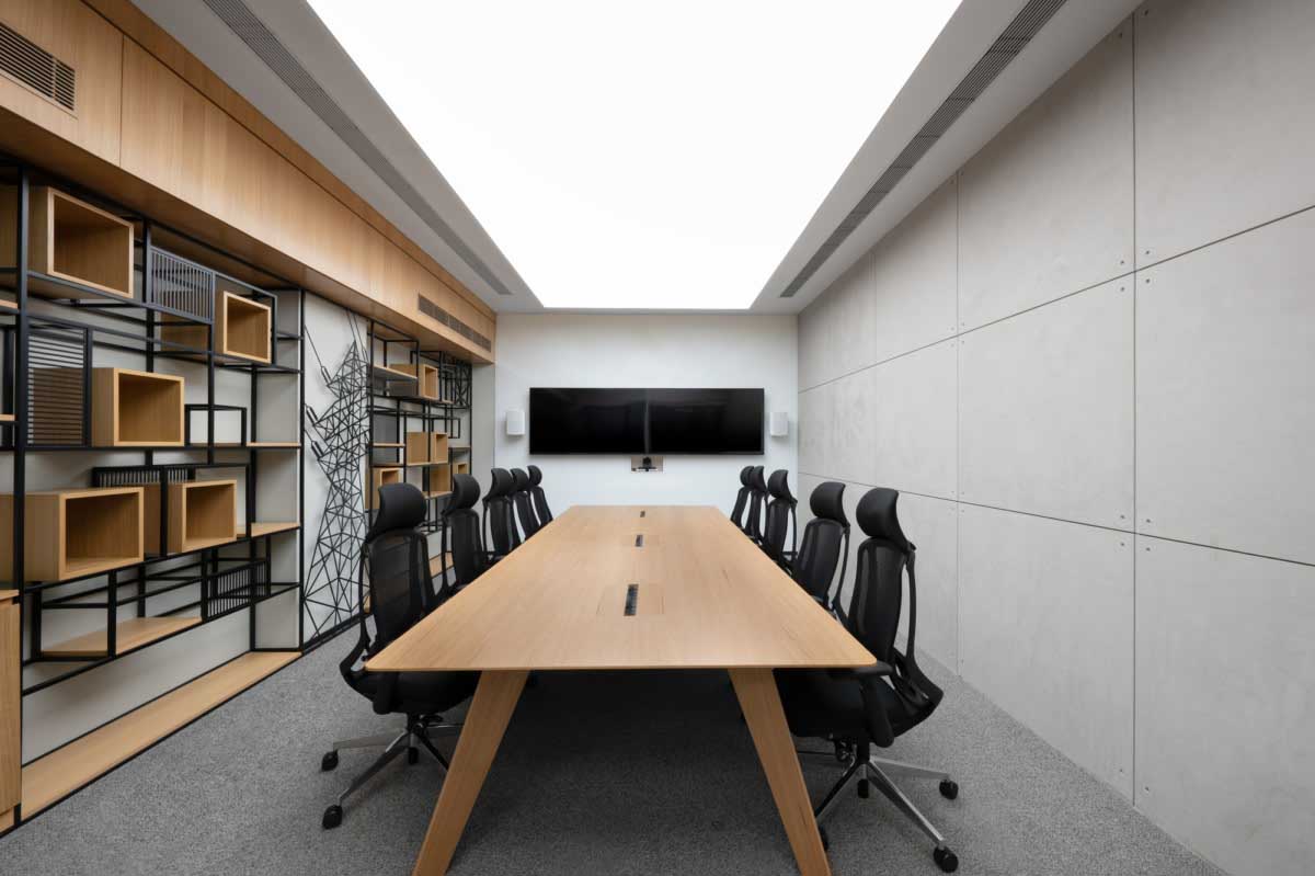 indigrid-office-mumbai-8-1200x799-compact 2.jpg